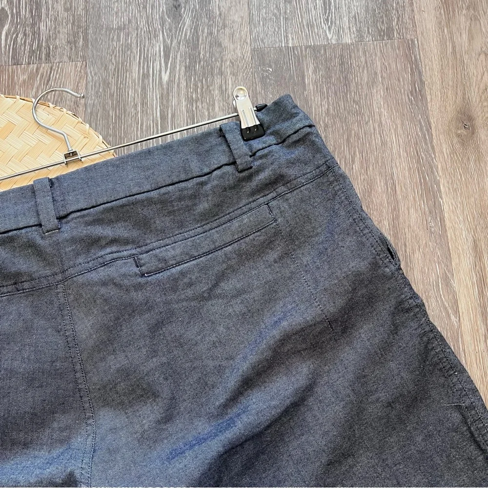 Lululemon mens 10” the works short in blue‎